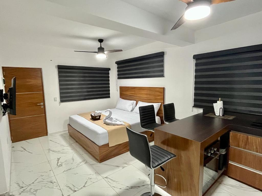 Ahau Playa Hotel Playa del Carmen Buitenkant foto